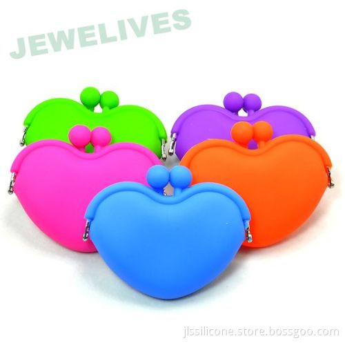 Fashion Silicone Coin Purse In Loving Heart Shape 